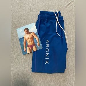 Aronik Fitness Tights 
Size: Medium
Color: Blue 
Fabric: Polyester/Lyrca